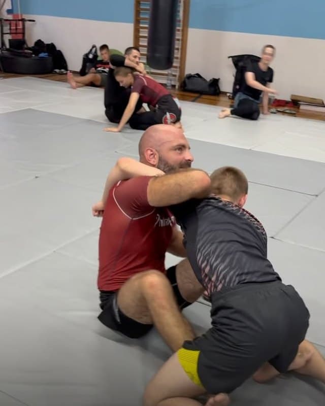Спарринг без ги на тренировке CheckMat RND